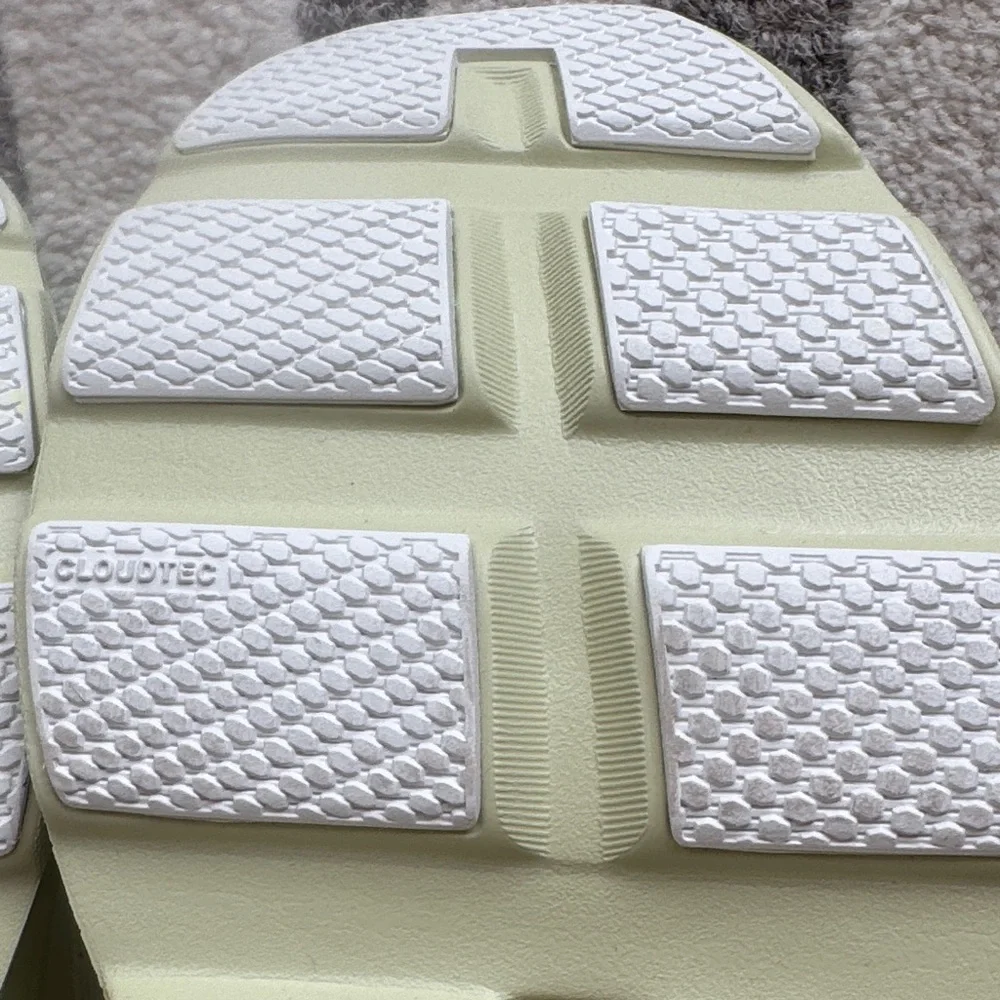 On Running Cloudmonster Women's Light Yellow Mesh Sneakers size 9.5